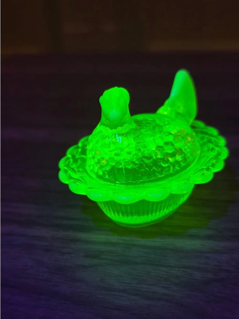 Mosser Mini Hen on Nest Uranium Vaseline Opalescent Glass M Marked